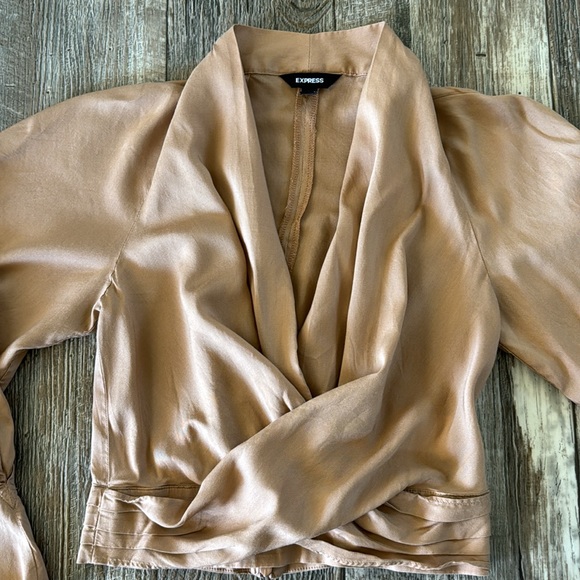 EXPRÉSS BEAUTIFUL TAN BLOUSE OPEN CHEST, XXS - Picture 3 of 12
